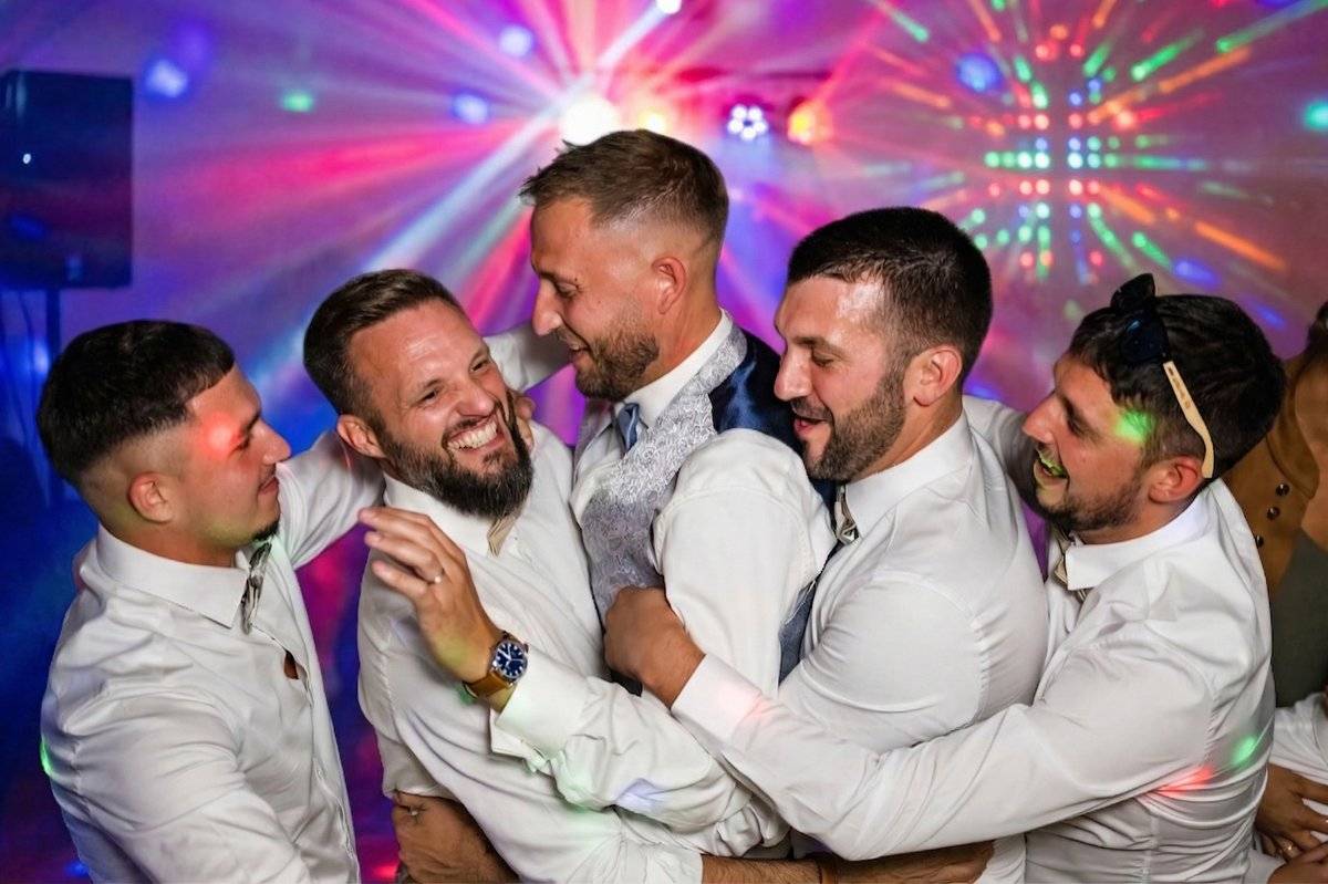 Soirée avec les témoins et le marié